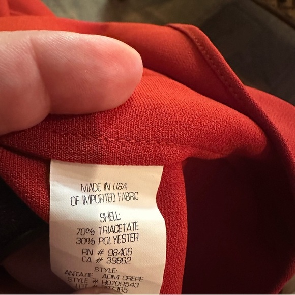 Theory Burnt Red Antazie Admiral Crepe Top S reg $265 Valentines! - Picture 7 of 8